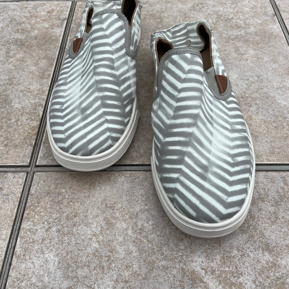 Olukai Pehuea Pa'i - Women's Slip-on Canvas Shoe - Picture 8 of 16